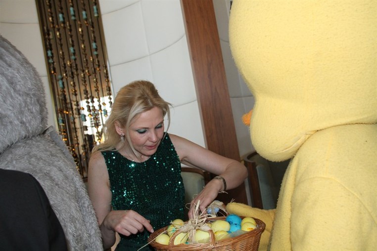Easter at Mondo